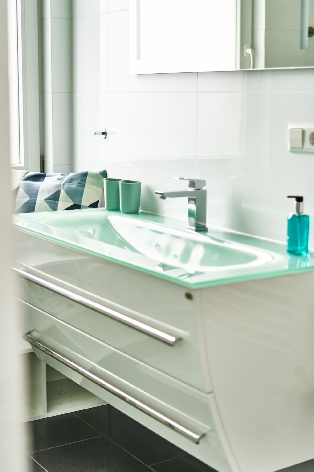 Primera Zimmer Mit Gemeinschaftsbad Singen Exterior foto